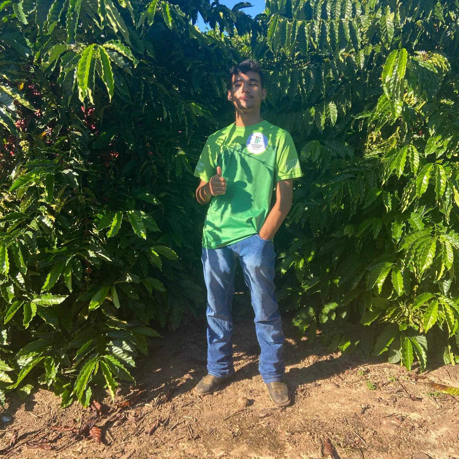 Rhuan em uma vivência no campo